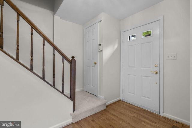 2273 IDYLWOOD STATION LN, Falls Church, VA 22043