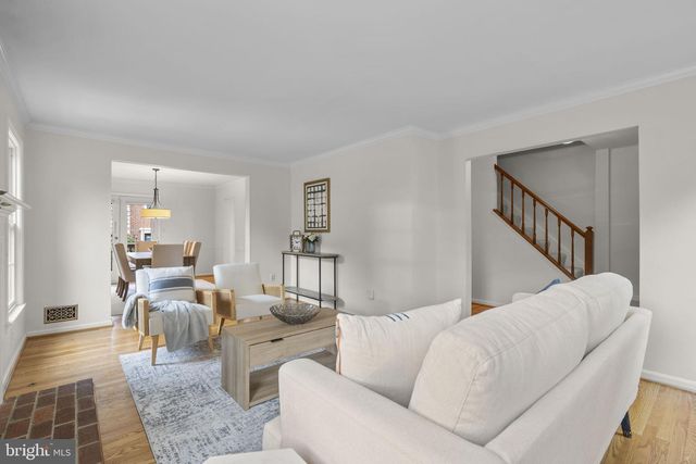 2273 IDYLWOOD STATION LN, Falls Church, VA 22043