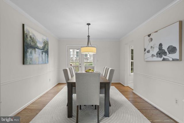 2273 IDYLWOOD STATION LN, Falls Church, VA 22043