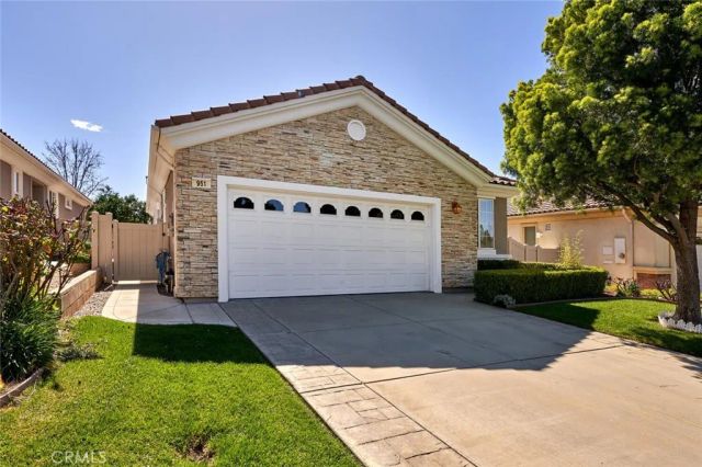 951 Essex, Beaumont, CA 92223