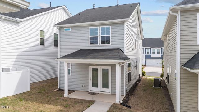262 Pansy Park, Clayton, NC 27520