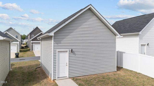 262 Pansy Park, Clayton, NC 27520