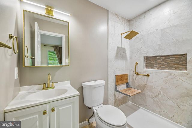 3125 FOREST RUN DR, District Heights, MD 20747