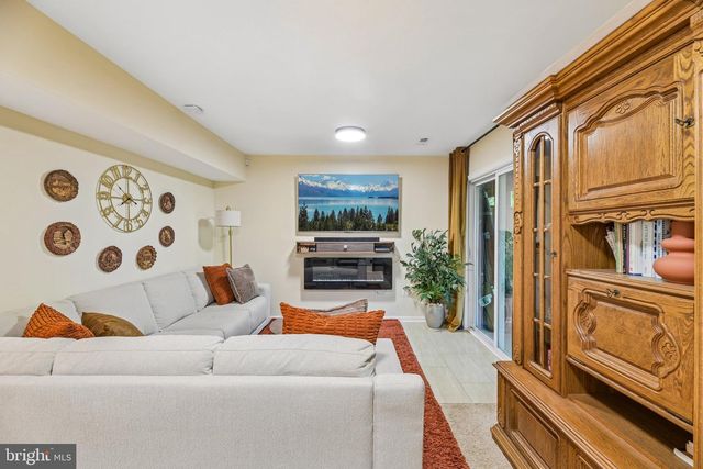 3125 FOREST RUN DR, District Heights, MD 20747