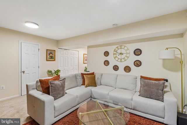 3125 FOREST RUN DR, District Heights, MD 20747