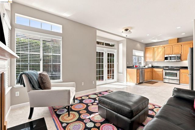 105 Heritage Park Dr, Danville, CA 94506