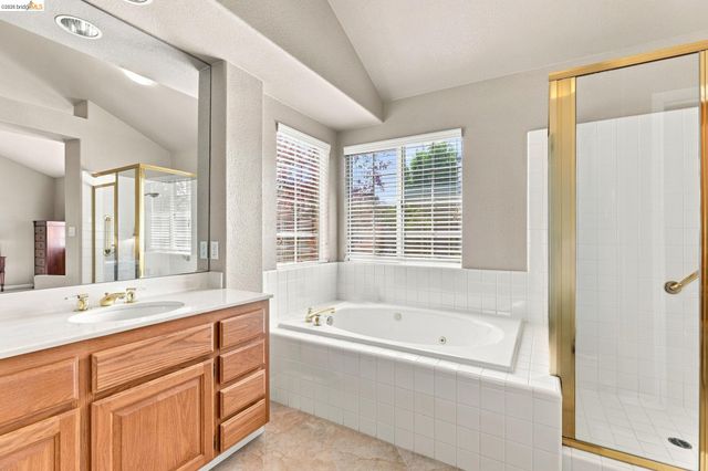 105 Heritage Park Dr, Danville, CA 94506