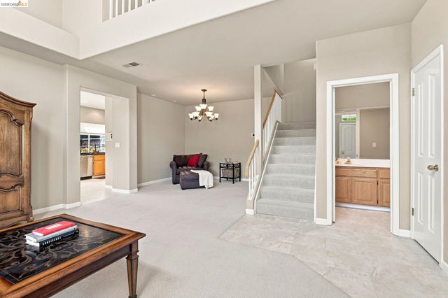 105 Heritage Park Dr, Danville, CA 94506