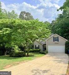 164 Flagman Street, Dawsonville, GA 30534