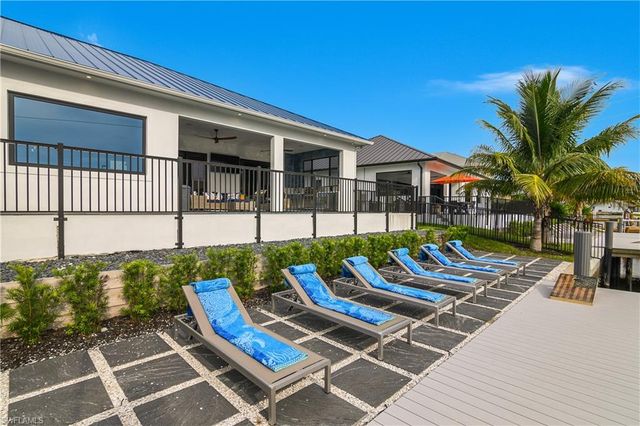 848 Rose CT, Marco Island, FL 34145
