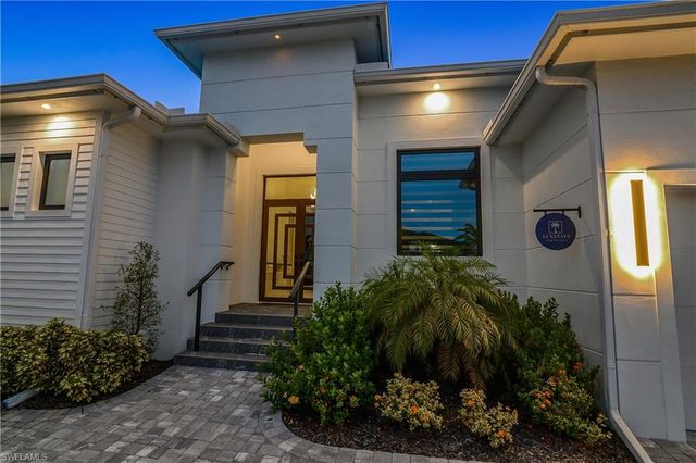 848 Rose CT, Marco Island, FL 34145