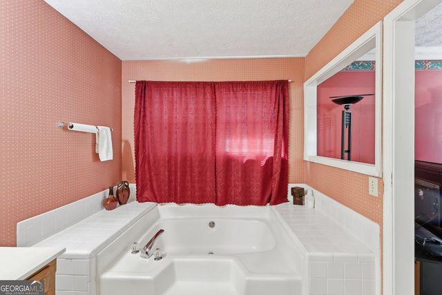 1246 Peninsula Trace, Lawrenceville, GA 30044