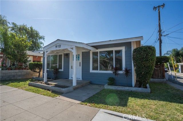 912 E Commonwealth, Fullerton, CA 92831