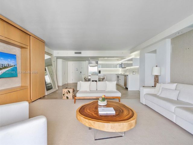 102 24th Street 1119, Miami Beach, FL 33139