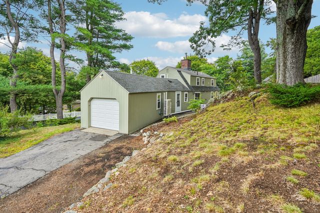 1 Constitution Rd, Lexington, MA 02421