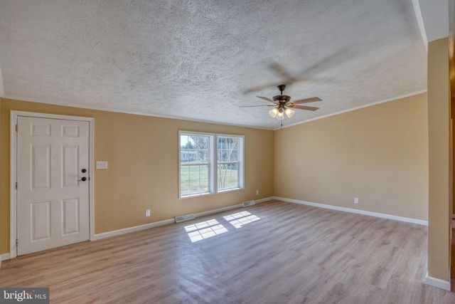 642 FERNWOOD DR, Harrington, DE 19952