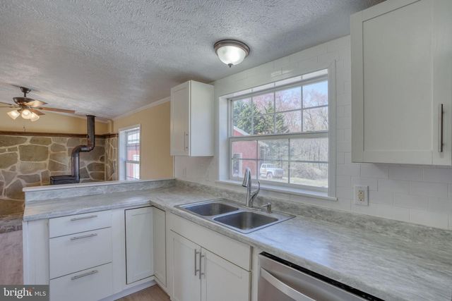 642 FERNWOOD DR, Harrington, DE 19952