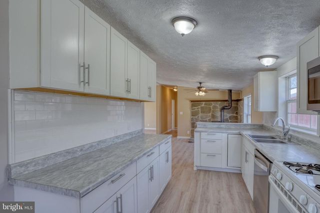 642 FERNWOOD DR, Harrington, DE 19952