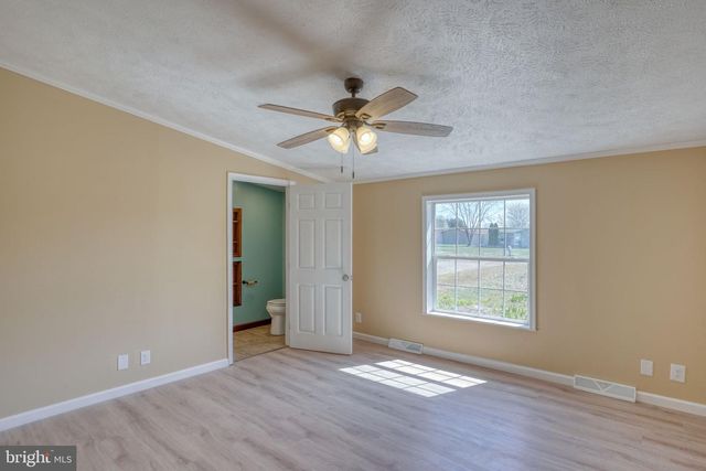 642 FERNWOOD DR, Harrington, DE 19952