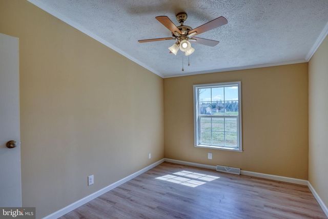 642 FERNWOOD DR, Harrington, DE 19952