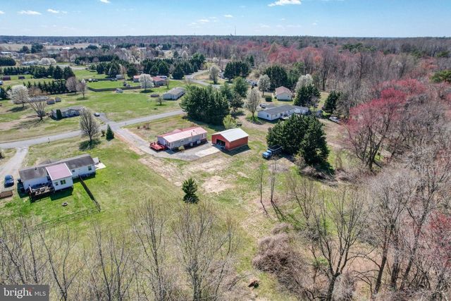 642 FERNWOOD DR, Harrington, DE 19952