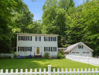133 Dorr Drive, Rutland City, VT 05701