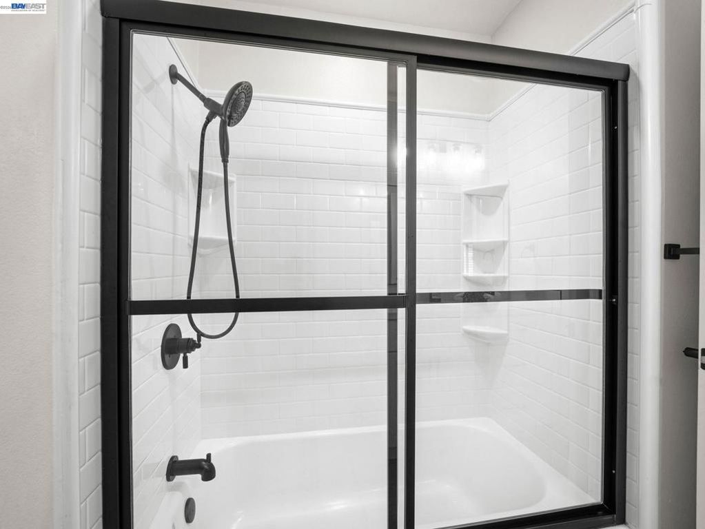 Image 10 of property listing at 43225 Mintwood St, Fremont, CA 94550