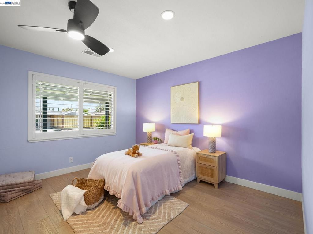 Image 11 of property listing at 43225 Mintwood St, Fremont, CA 94550