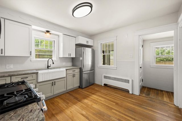 41 Ash Avenue, Cranston, RI 02910