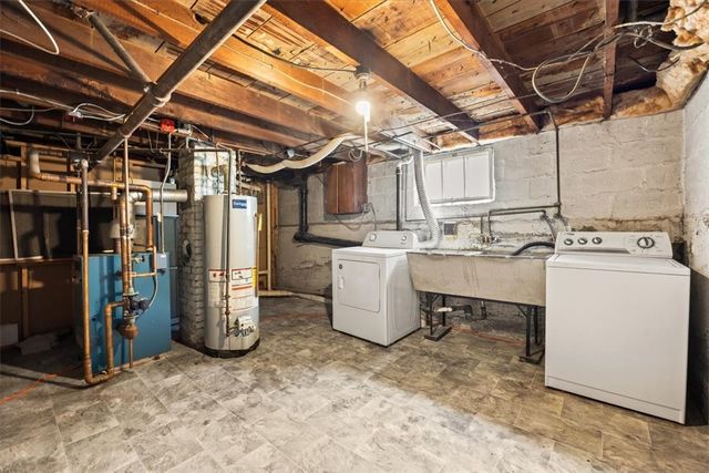 41 Ash Avenue, Cranston, RI 02910