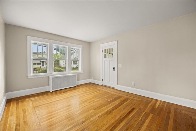 41 Ash Avenue, Cranston, RI 02910