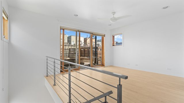 1834 W Rice Street B, Chicago, IL 60622