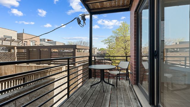 1834 W Rice Street B, Chicago, IL 60622