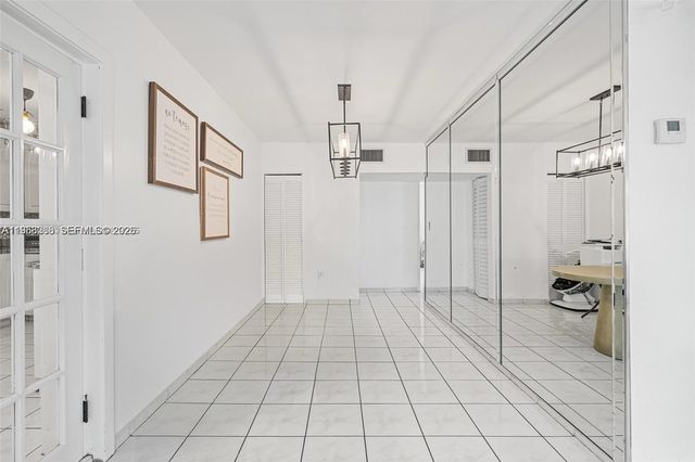 6418 SW 39th Ter 0, Miami, FL 33155