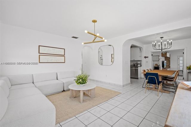 6418 SW 39th Ter 0, Miami, FL 33155