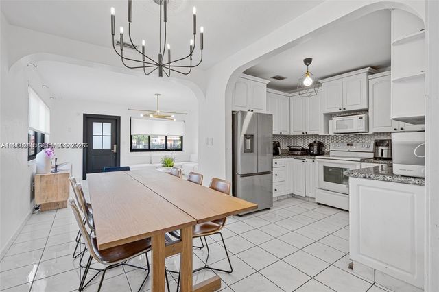 6418 SW 39th Ter 0, Miami, FL 33155