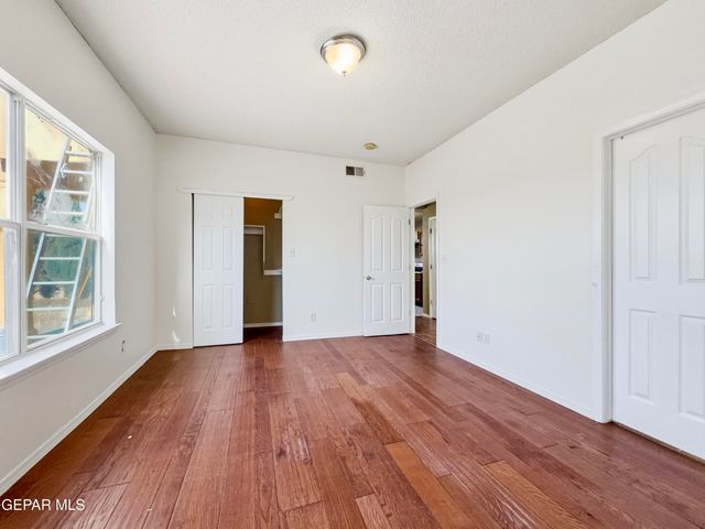 14041 LAGO SECO Drive, Horizon City, TX 79928