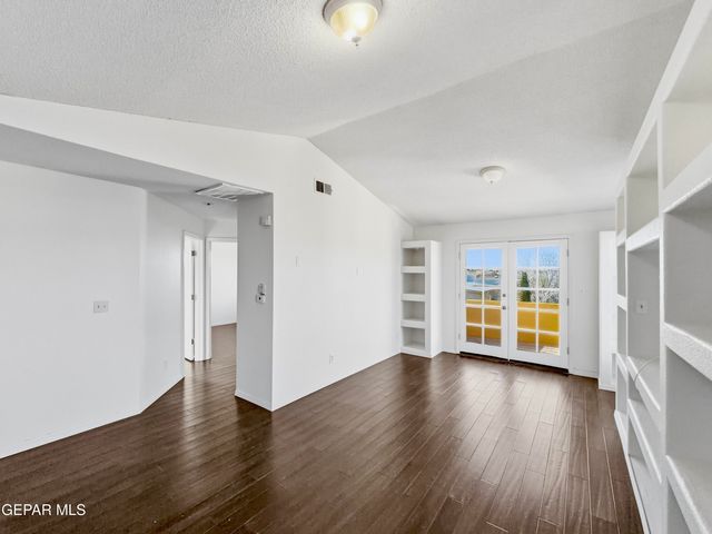 14041 LAGO SECO Drive, Horizon City, TX 79928