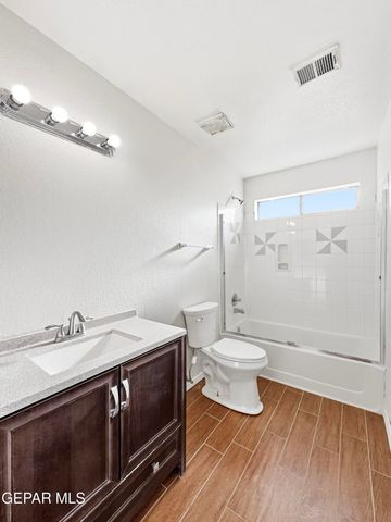 14041 LAGO SECO Drive, Horizon City, TX 79928