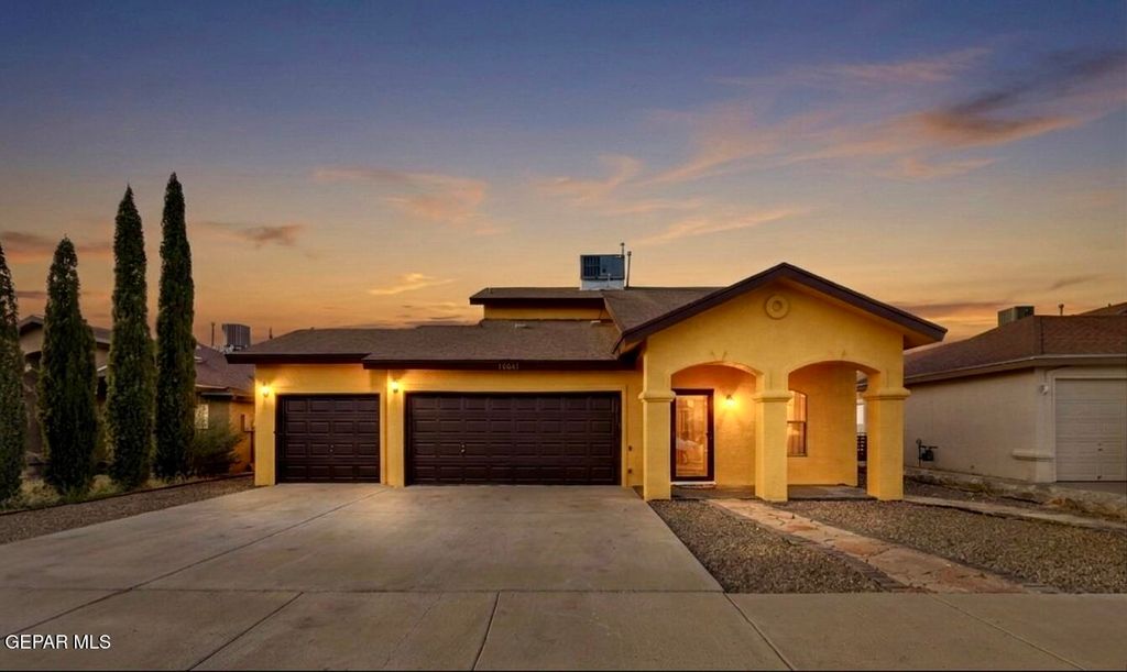 14041 LAGO SECO Drive, Horizon City, TX 79928