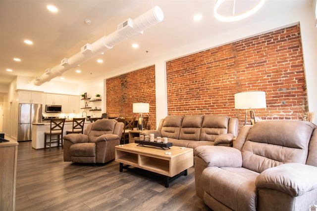 211 Broadway Unit D, Paducah, KY 42001