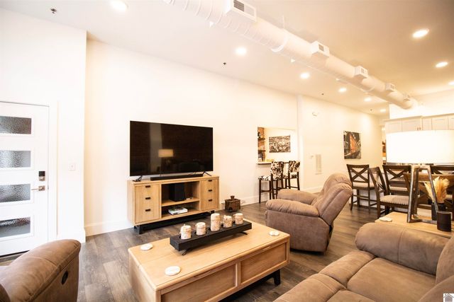 211 Broadway Unit D, Paducah, KY 42001