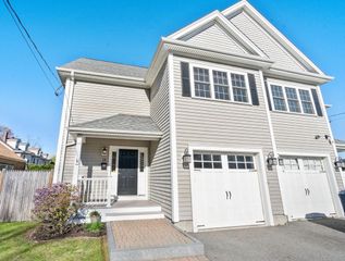 18 Hovey Street 18, Newton, MA 02458