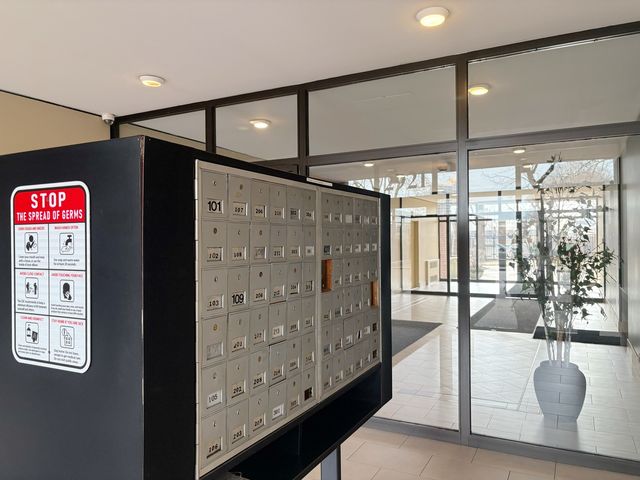 2921 S MICHIGAN Avenue 102, Chicago, IL 60616