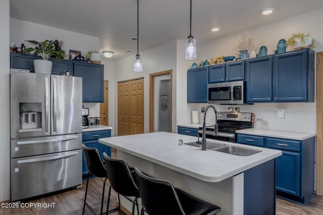 2657 Desert Eagle Loop, North Pole, AK 99705