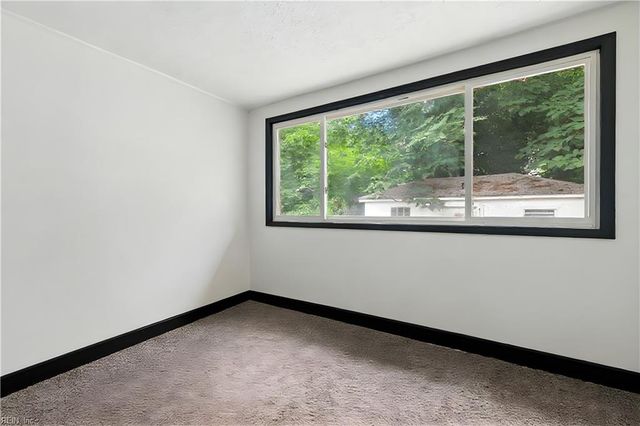 1222 27th ST, Newport News, VA 23607