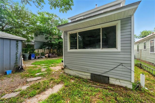 1222 27th ST, Newport News, VA 23607