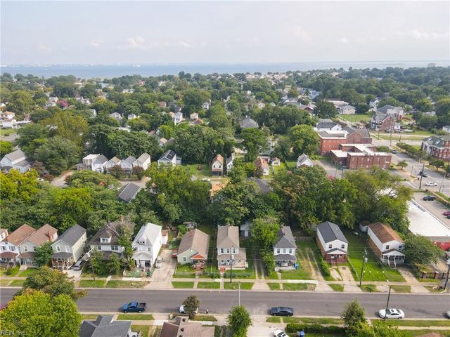 1222 27th ST, Newport News, VA 23607