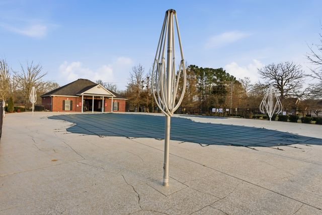 5025 Lady Thatcher Dr, Murfreesboro, TN 37129