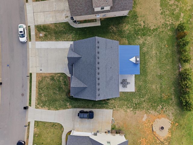 5025 Lady Thatcher Dr, Murfreesboro, TN 37129